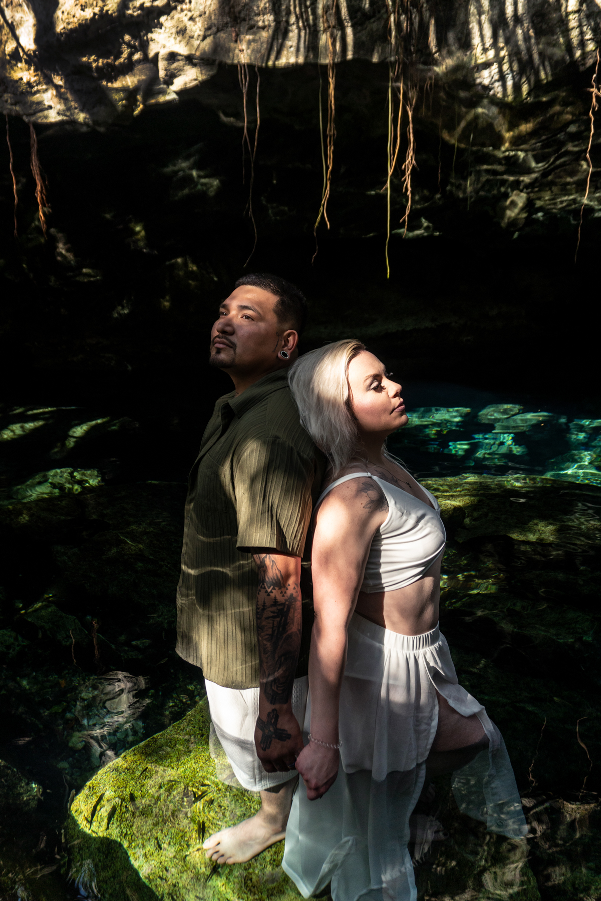 Cenote-Photographer-in-Tulum-Emilia-Black-Box