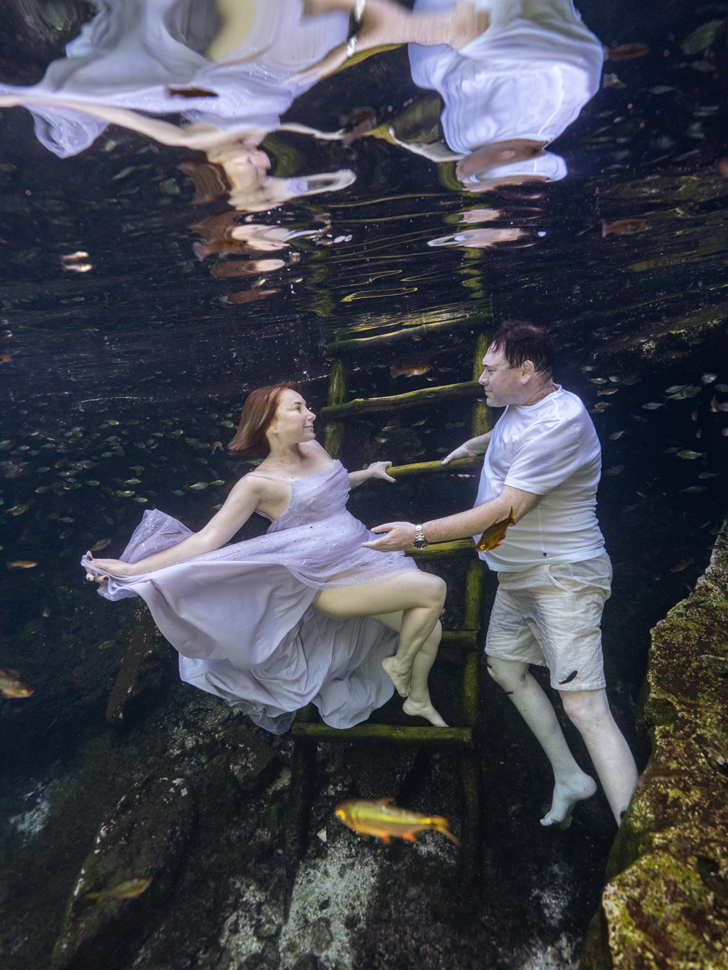 UNDERWATER-CENOTE-TULUM